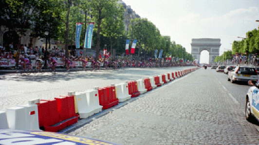 TDF-Triumpf-Bogen